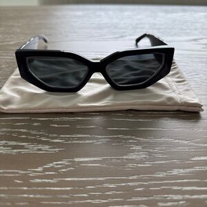 Tory Burch Geometric Sunglasses